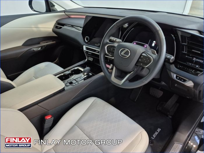 Lexus RX450H+ 2026