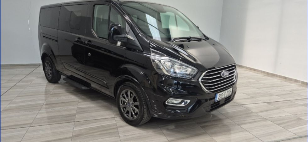 Ford Tourneo Custom 2020