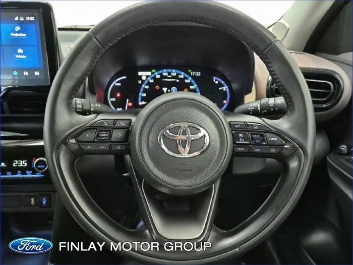 Toyota Yaris 2023