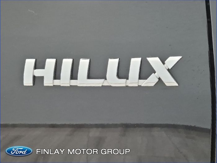 Toyota HiLux 2023