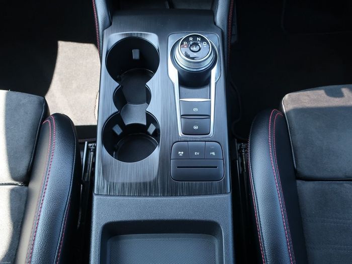 Ford Kuga 2023