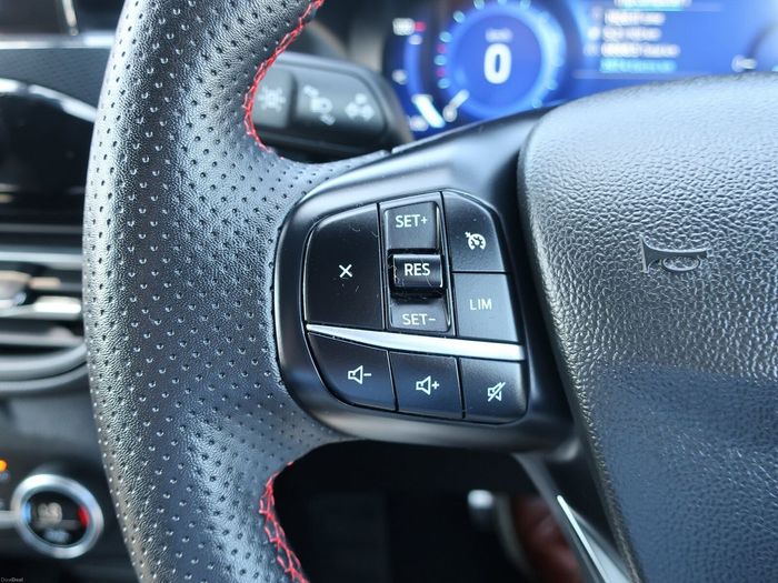 Ford Kuga 2023