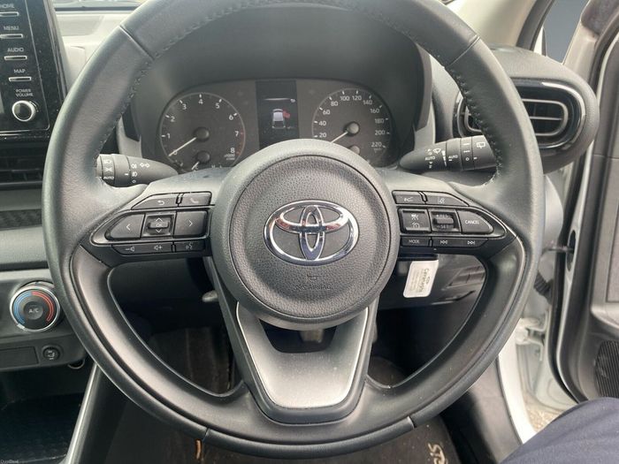 Toyota Yaris 2023