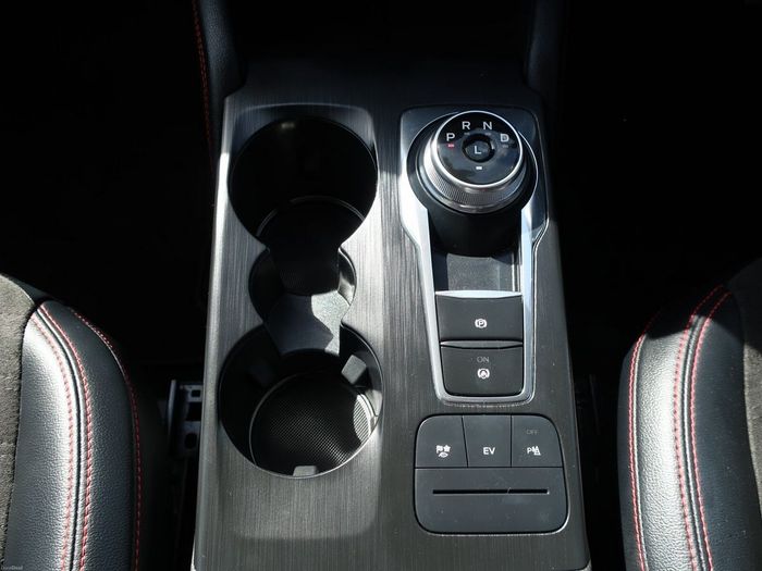 Ford Kuga 2024