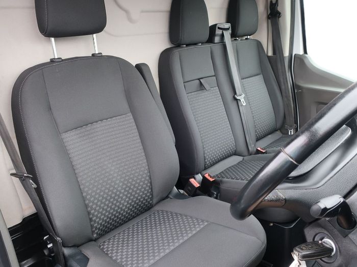 Ford Transit 2021