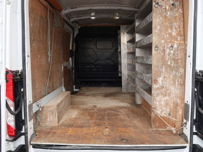Ford Transit 2021