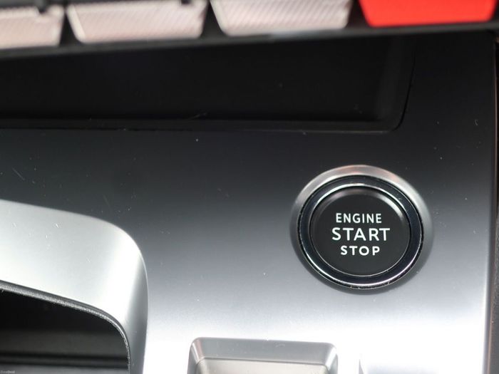 Peugeot 408 2024