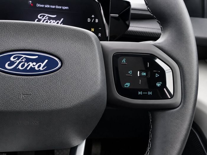 Ford Explorer 2026