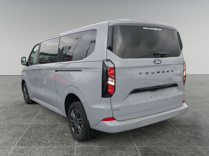 Ford Tourneo Custom 2026