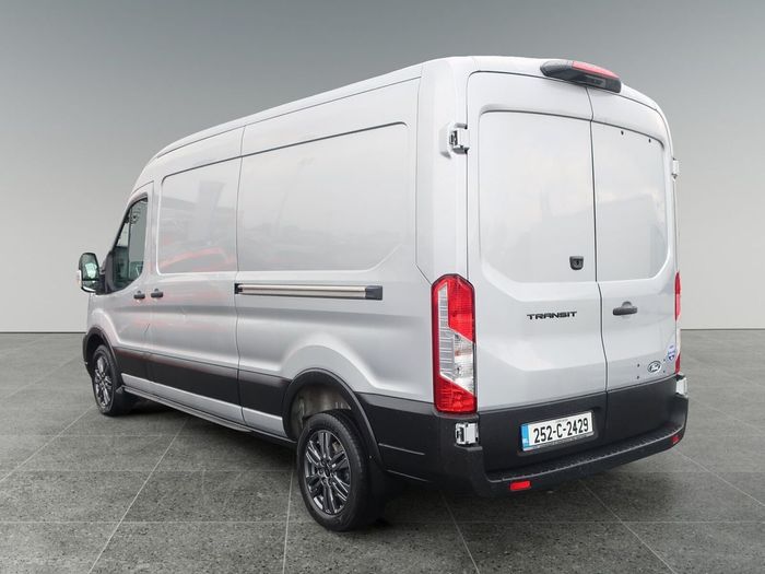 Ford Transit 2025