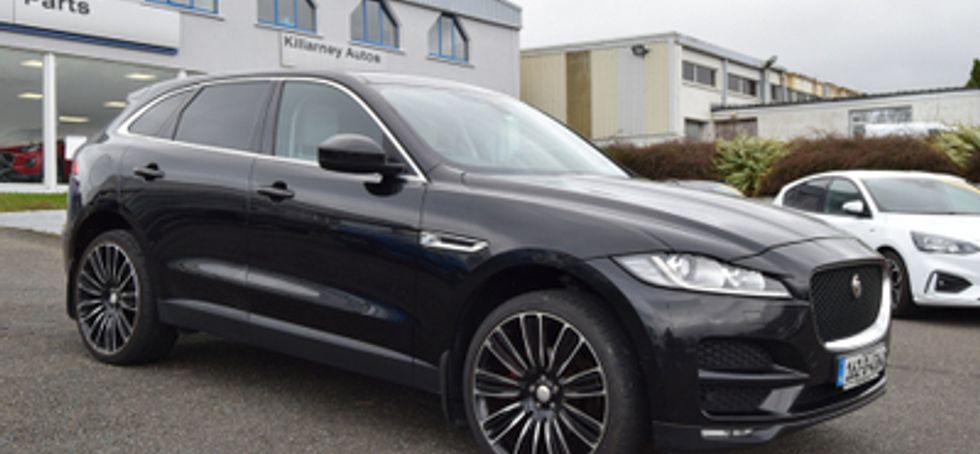 Jaguar F- PACE 2016