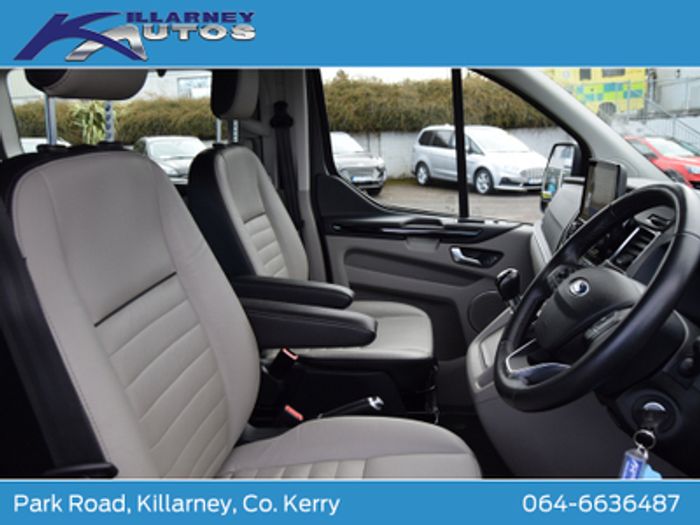 Ford Tourneo Custom 2022