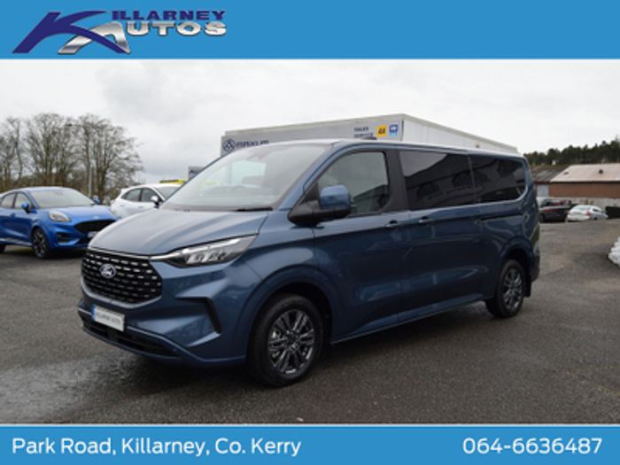 Ford Tourneo Custom 2025