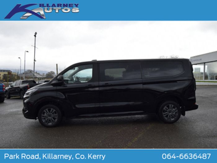 Ford Tourneo Custom 2025