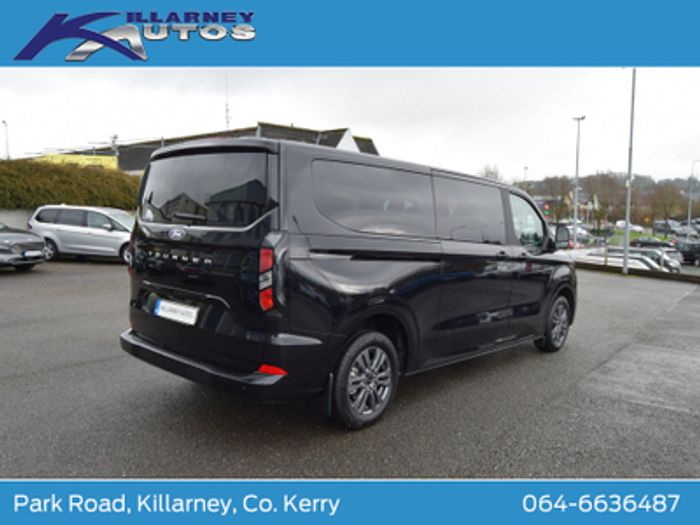 Ford Tourneo Custom 2025