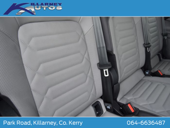 Ford Tourneo Custom 2025