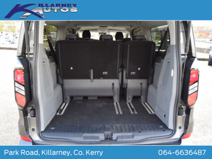 Ford Tourneo Custom 2025