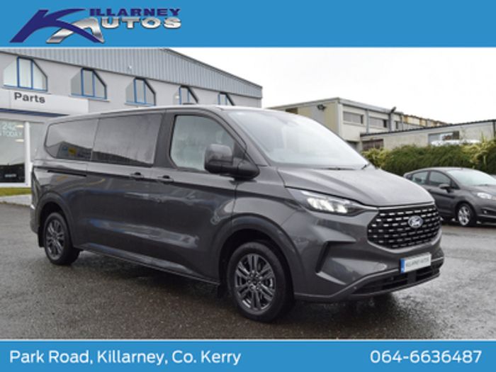 Ford Tourneo Custom 2025