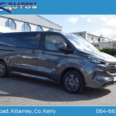 Ford Tourneo Custom 2025