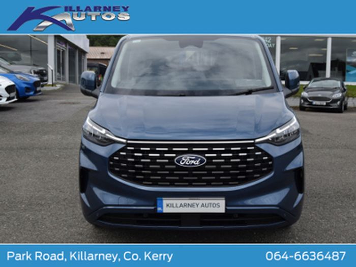 Ford Tourneo Custom 2025