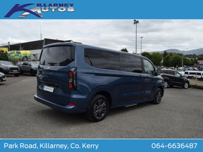 Ford Tourneo Custom 2025