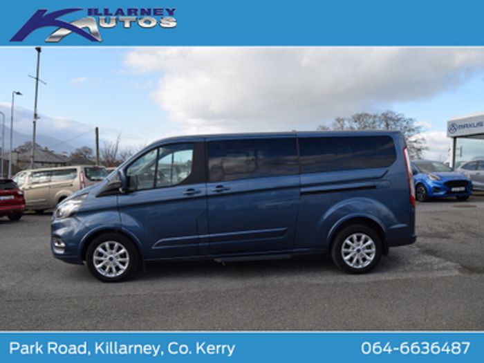Ford Tourneo Custom 2023