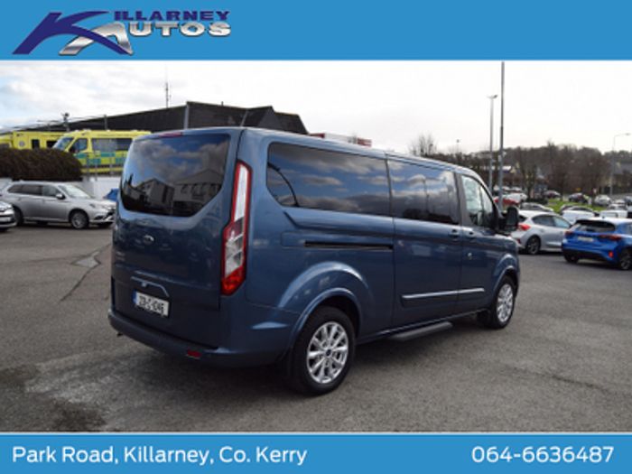 Ford Tourneo Custom 2023