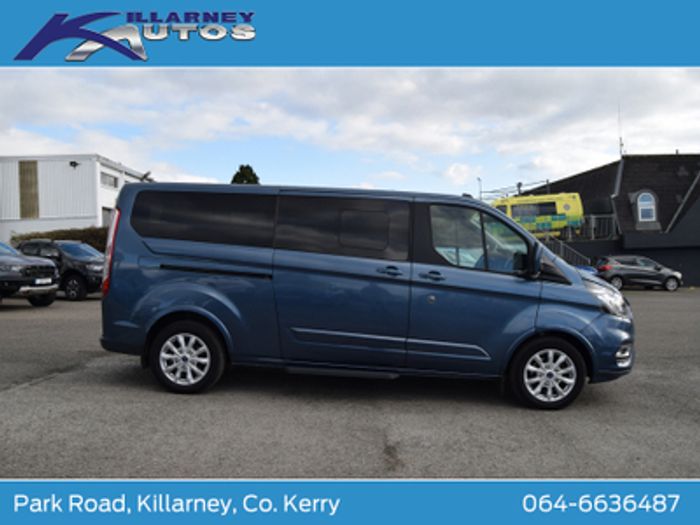 Ford Tourneo Custom 2023