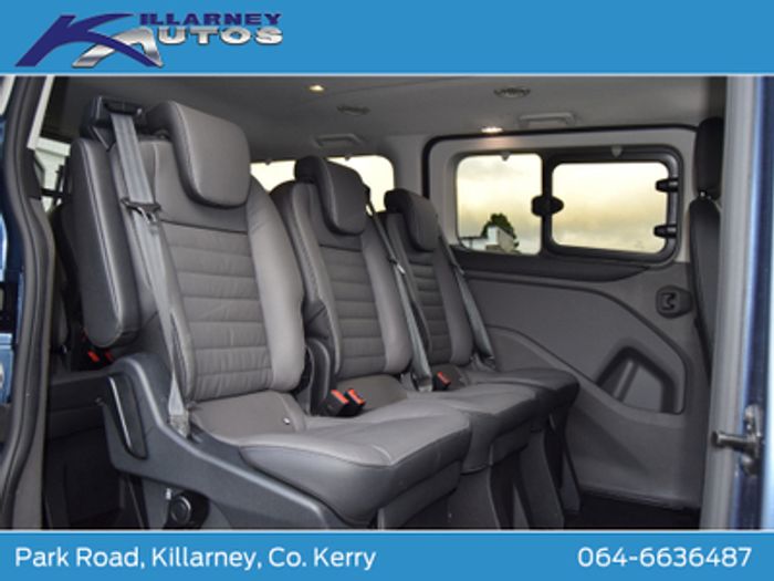 Ford Tourneo Custom 2023