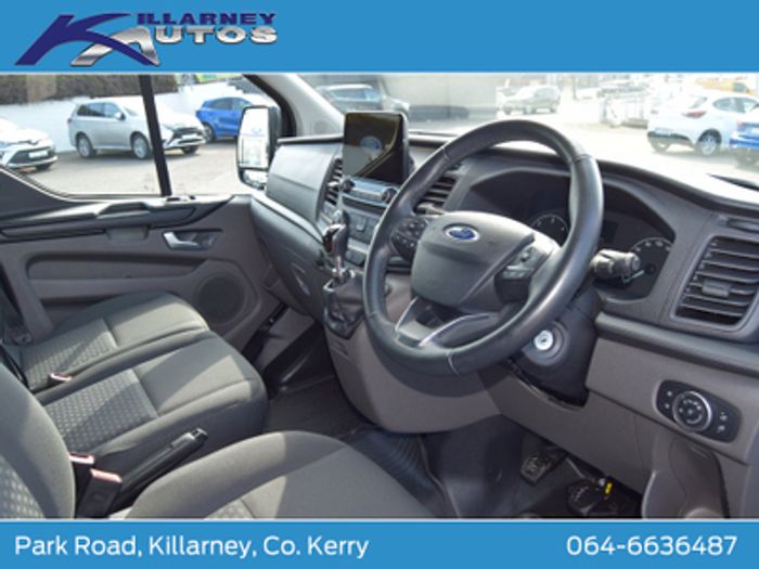 Ford Transit Custom Kombi 2022