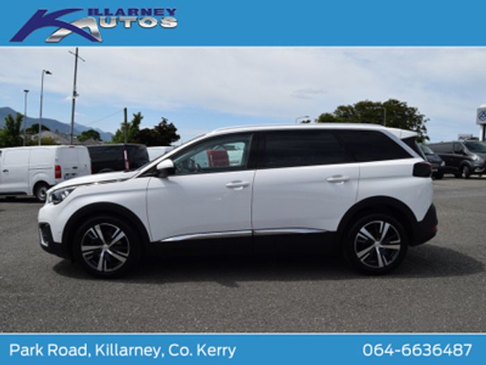 Peugeot 5008 2020