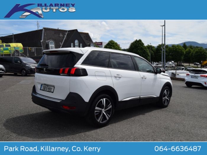 Peugeot 5008 2020