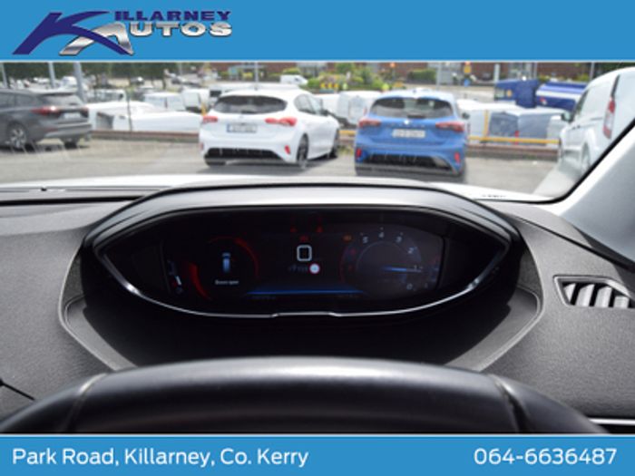 Peugeot 5008 2020