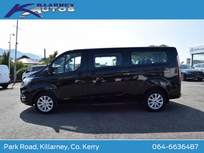 Ford Tourneo Custom 2023