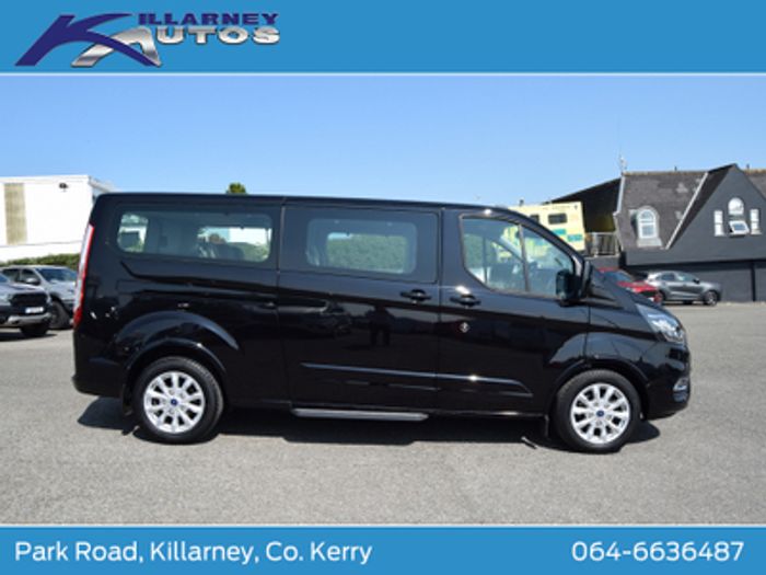 Ford Tourneo Custom 2023