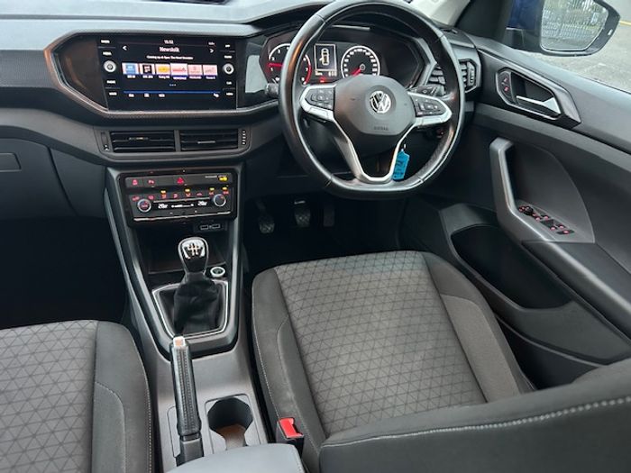 Volkswagen T-Cross 2019