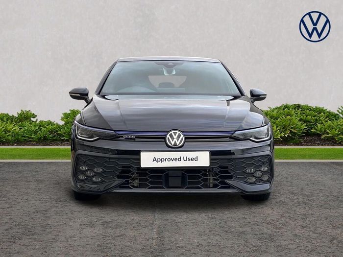 Volkswagen Golf 2025