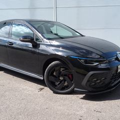 Volkswagen Golf 2025