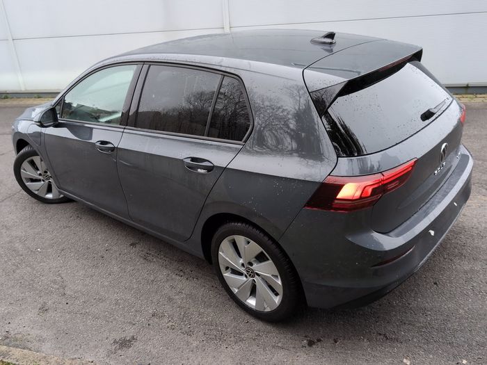 Volkswagen Golf 2025