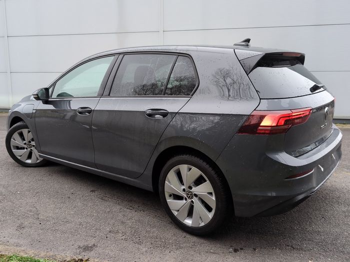 Volkswagen Golf 2025