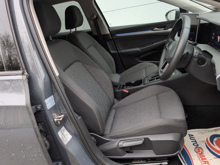 Volkswagen Golf 2025
