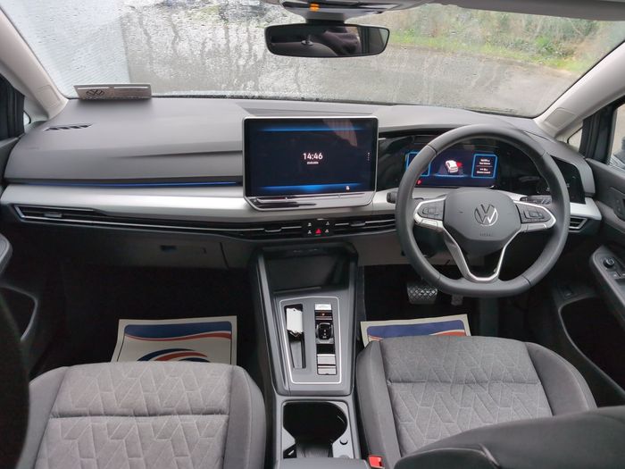 Volkswagen Golf 2025