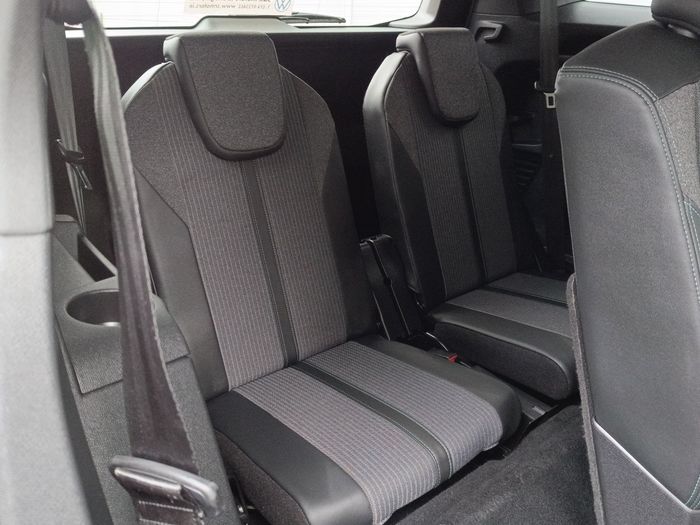 Peugeot 5008 2021
