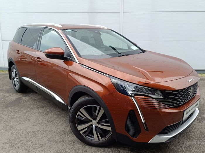Peugeot 5008 2021