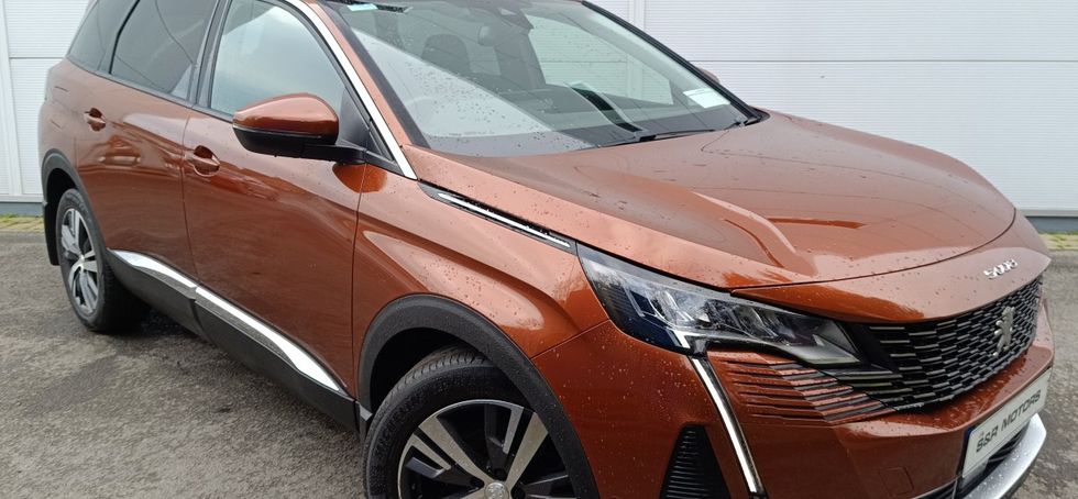 Peugeot 5008 2021