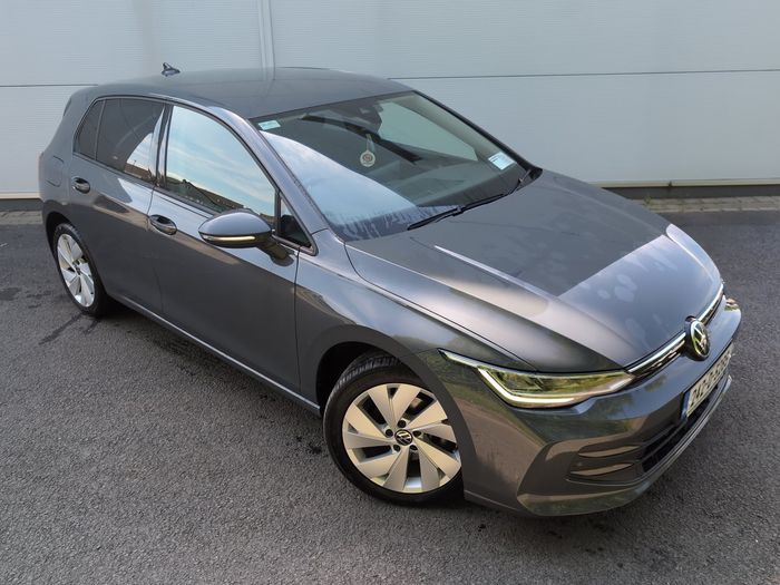 Volkswagen Golf 2024