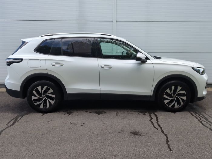 Volkswagen Tiguan 2024