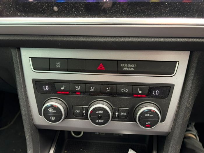 Volkswagen T-Cross 2024