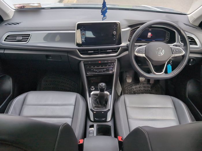 Volkswagen T-Roc 2023