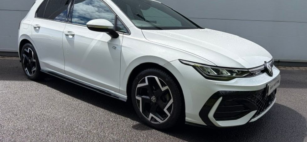 Volkswagen Golf 2025